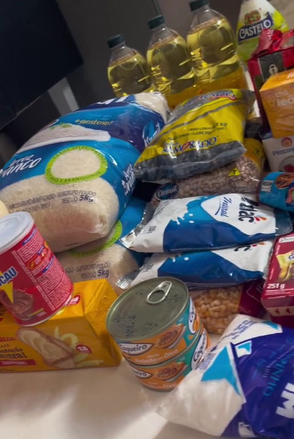 Promoção CVS  2 Cesta Básica Custo Beneficio Alimentação + Produtos de Higiene!